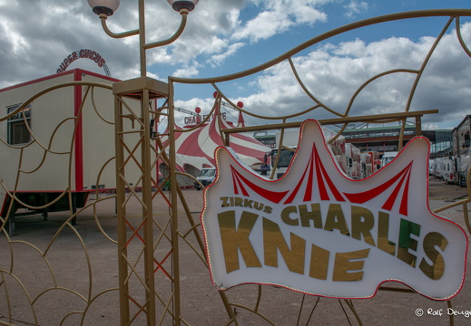 Charles Knie 2